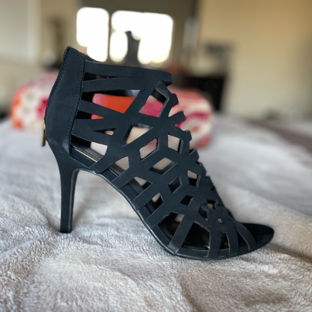 Black heels